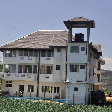 山中小屋 努沃勒埃利耶 外观 照片